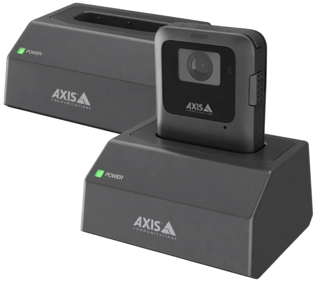 AXIS W702 1-bay docking station charging an AXIS body-worn camera