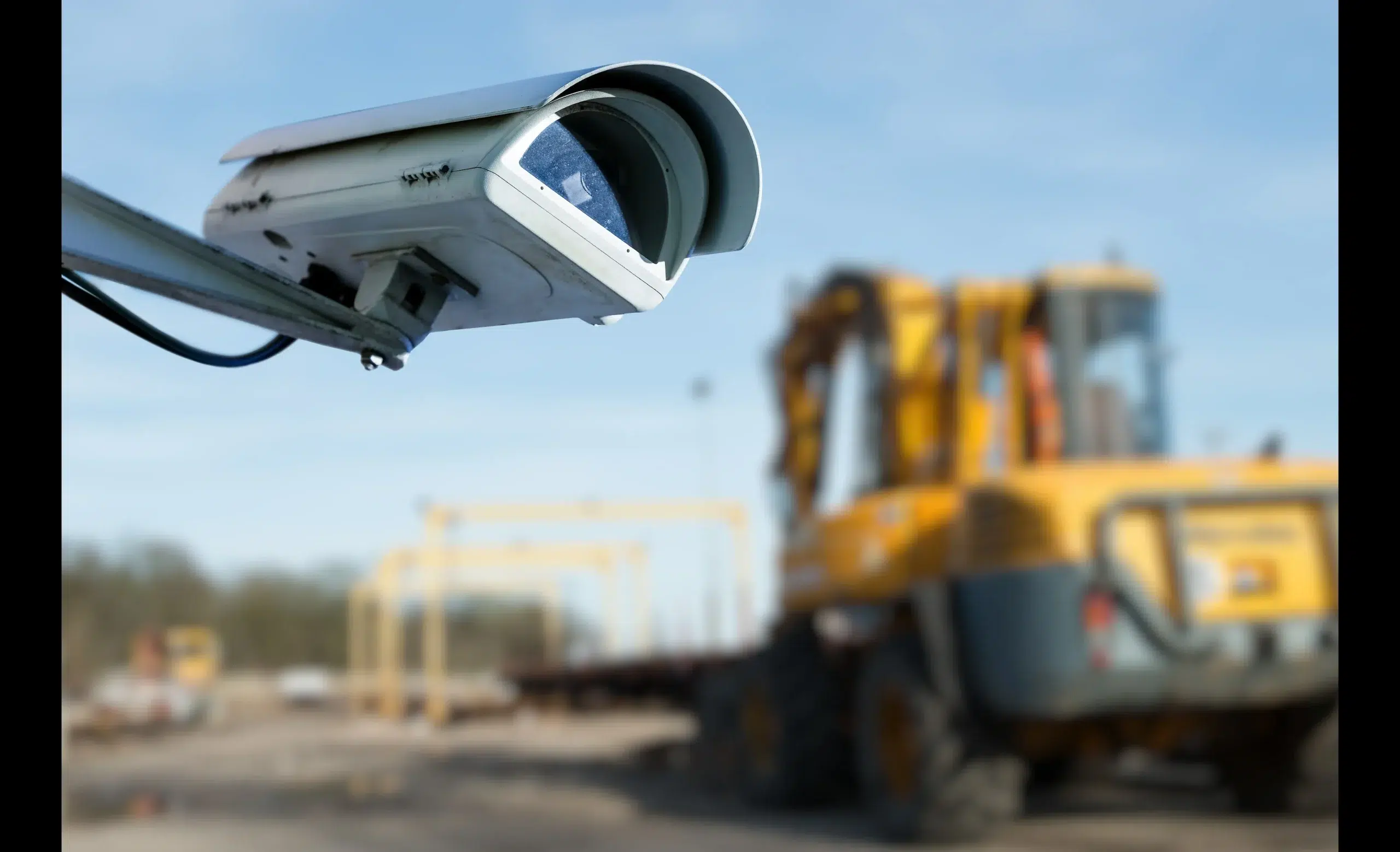 benefits-construction-site-surveillance-main-photo-sirix