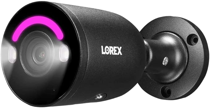 Caméra bullet extérieure Lorex avec vision nocturne et double éclairage LED pour une meilleure couverture de surveillance.