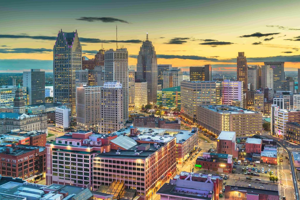 Detroit skyline at sunset, city ranked among the most dangerous in the US for 2025 crime rates.