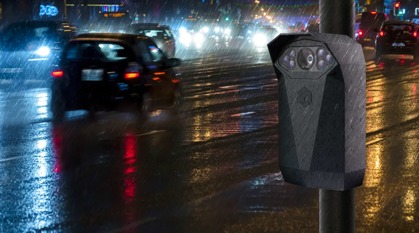 Genetec outdoor camera system in rainy conditions integrated with Sirix for reliable vehicle monitoring